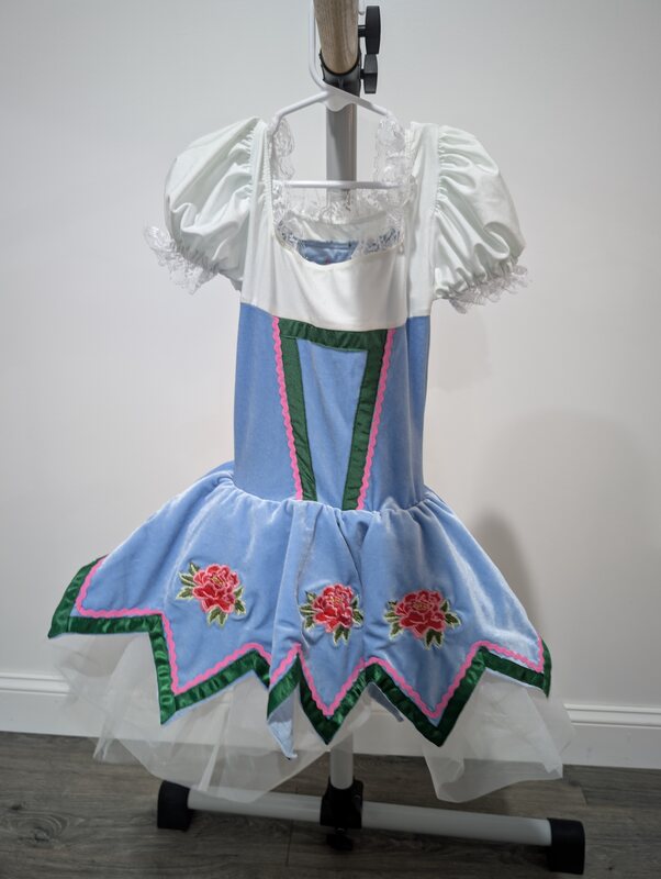 Light Blue Floral Dance Costume with Puff Sleeves, Size CM